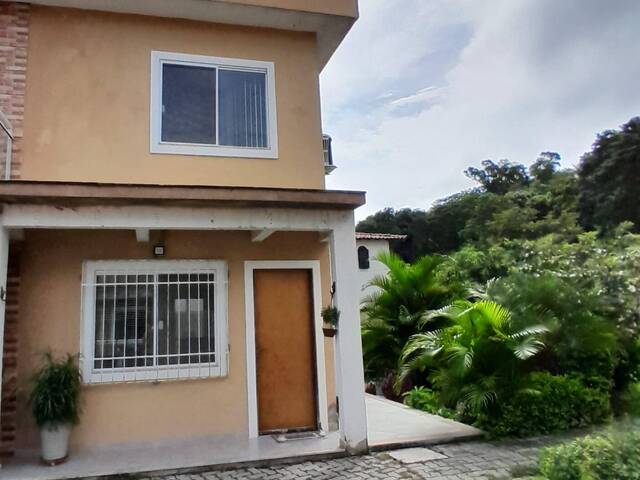 #1003 - Casa para Venda em Maricá - RJ - 2