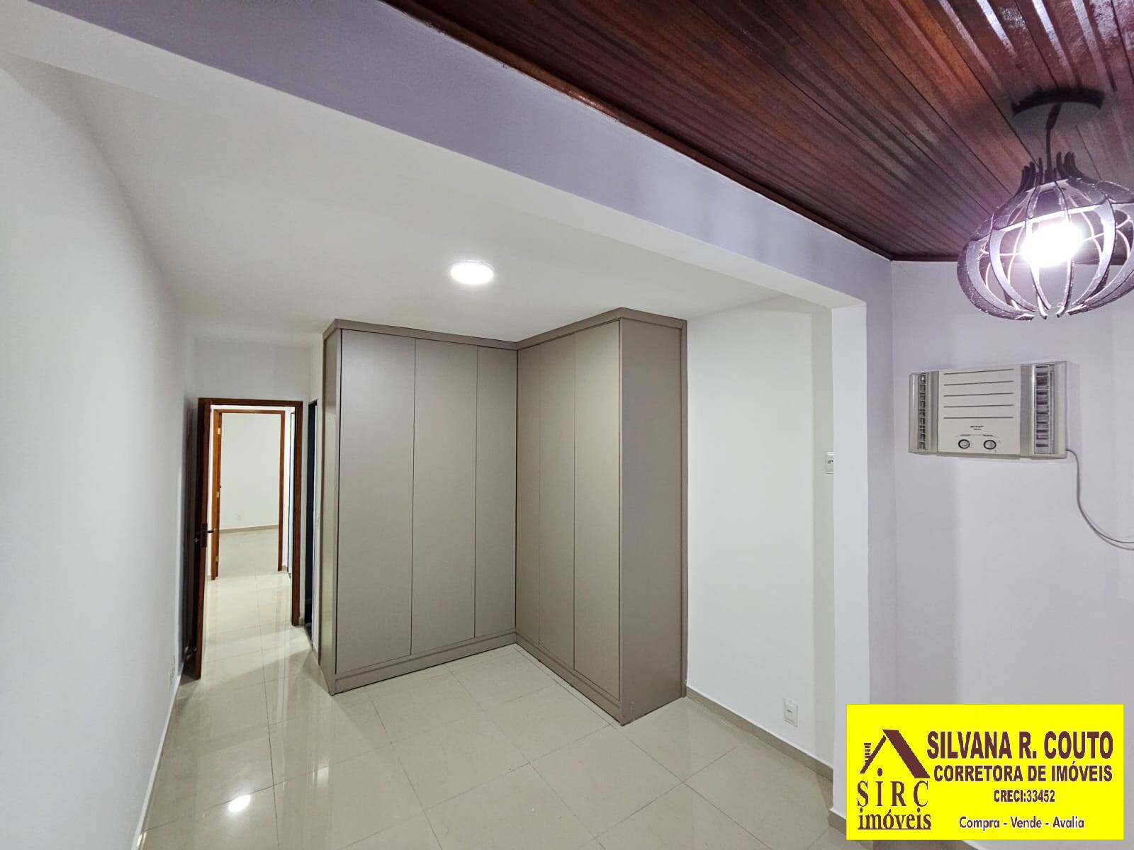 Casa à venda com 4 quartos, 360m² - Foto 9