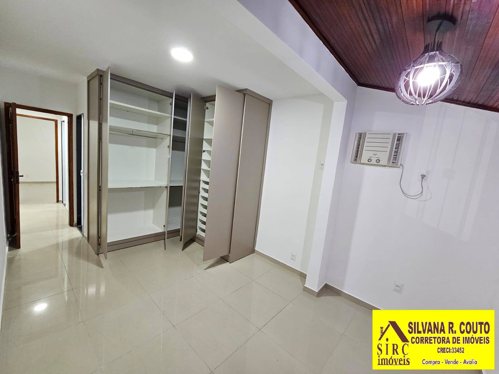 Casa à venda com 4 quartos, 360m² - Foto 10
