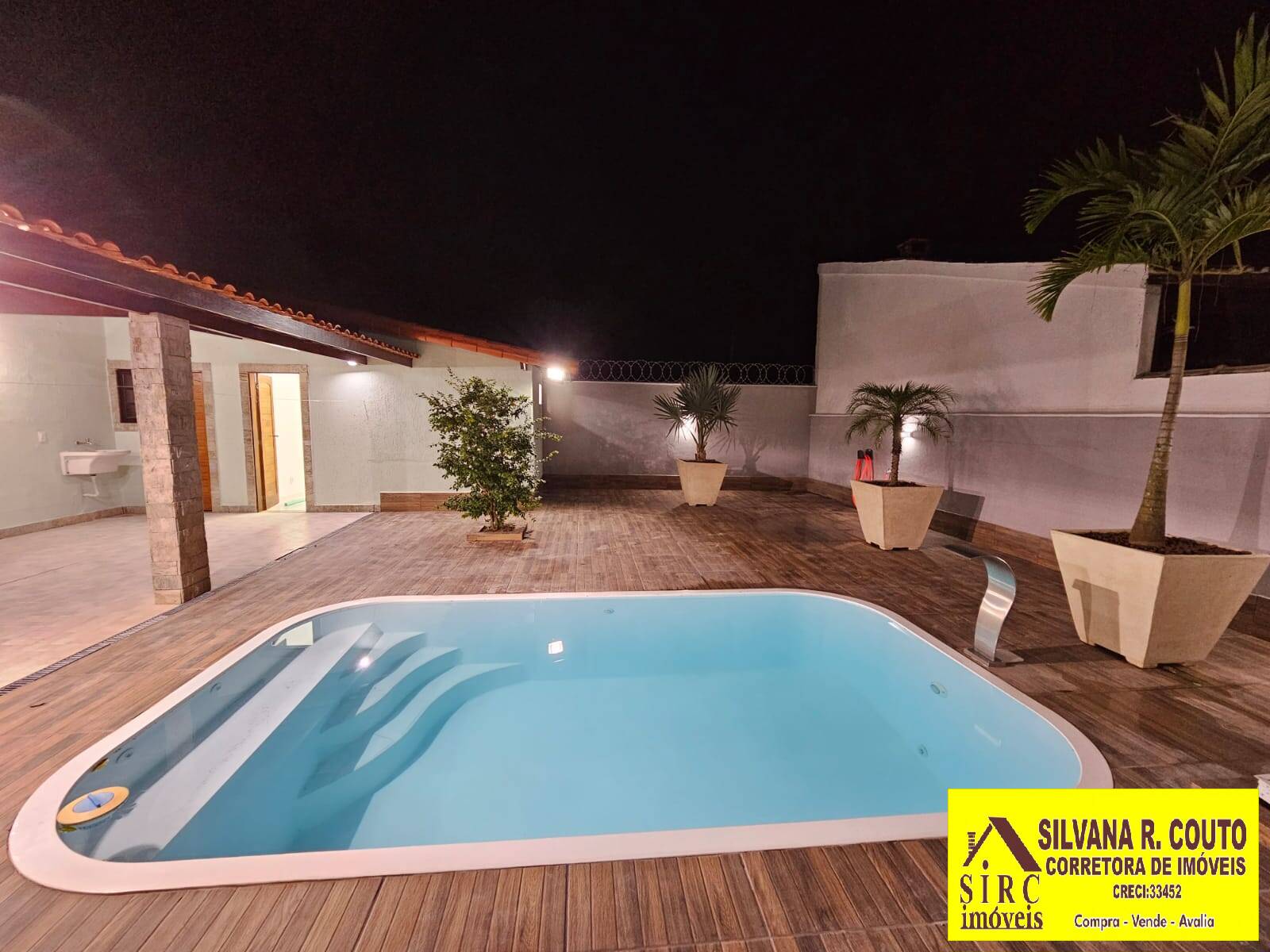 Casa à venda com 4 quartos, 360m² - Foto 16