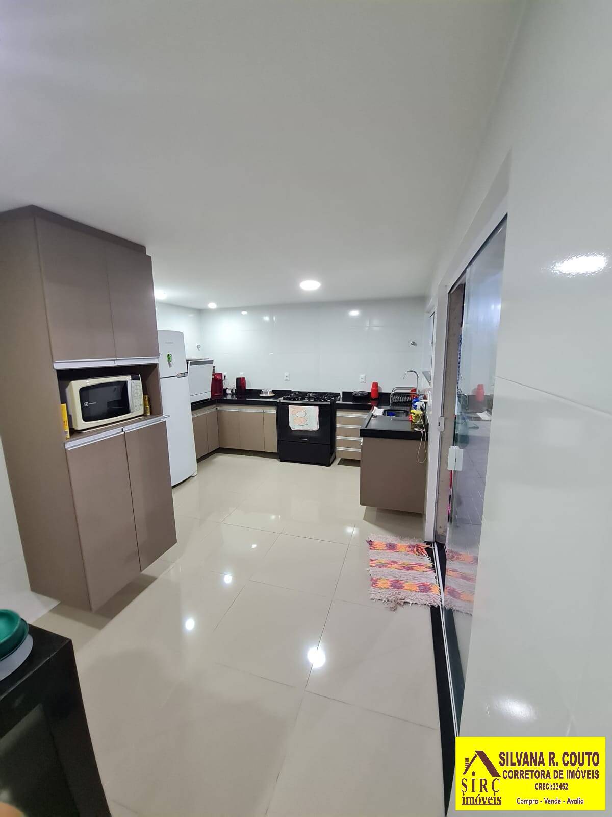 Casa à venda com 4 quartos, 360m² - Foto 36