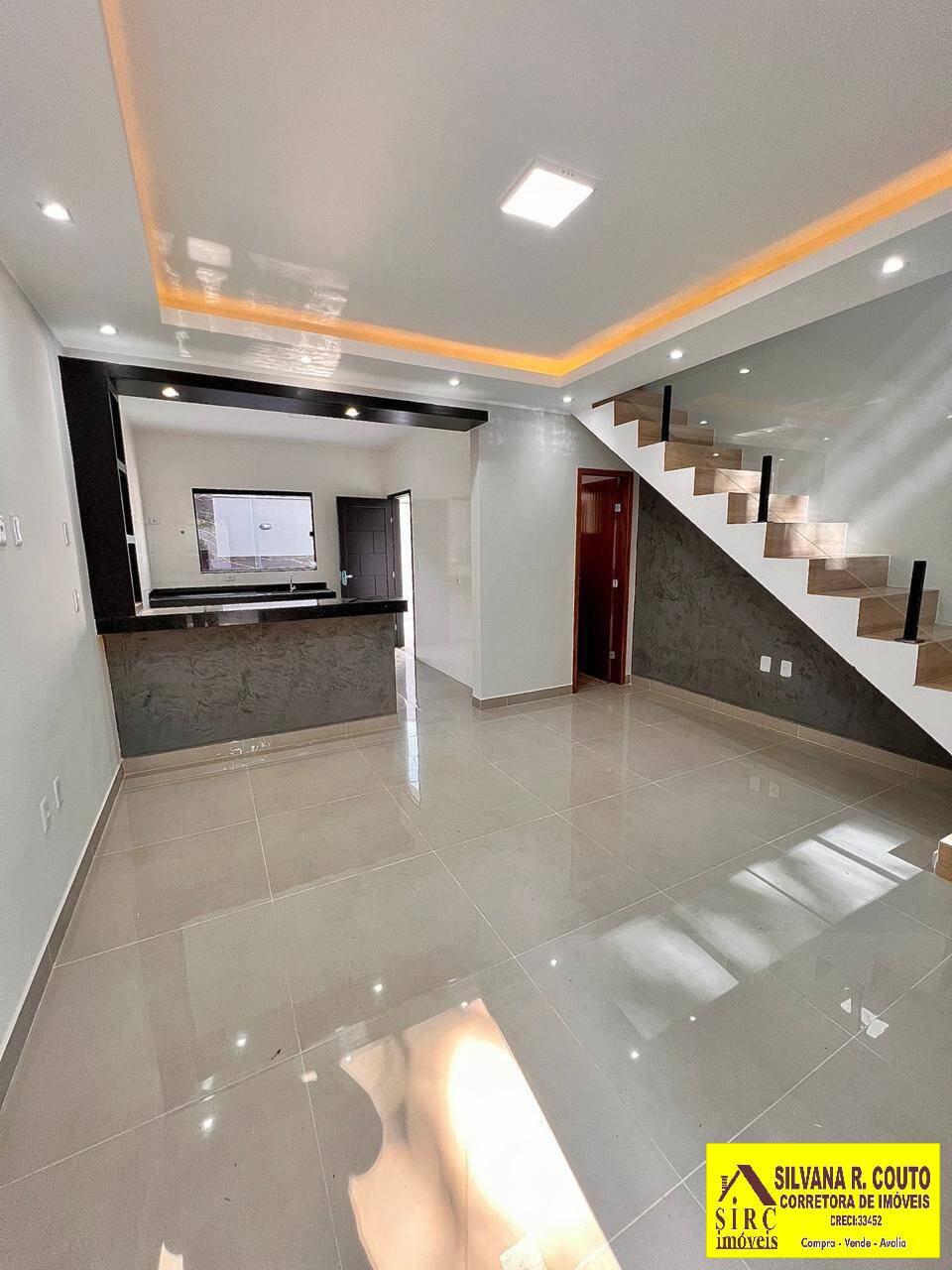 Casa à venda com 2 quartos, 20m² - Foto 2